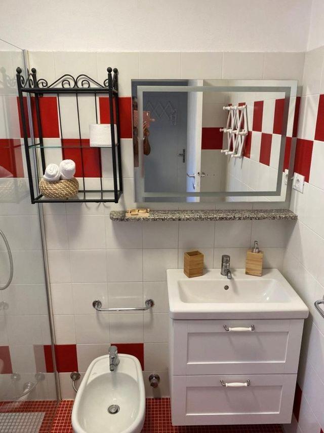 Zimmer Camere Sirolo Δωμάτιο φωτογραφία